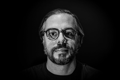 Miguel Farrell — conductor de Antes de Morir
